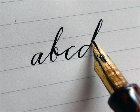 how to use calligraphy pen: exploring the art of writing with calligraphy pens